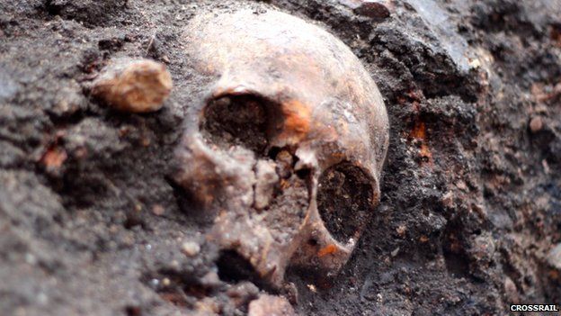 Crossrail unearths 30 more skeletons at Bedlam site